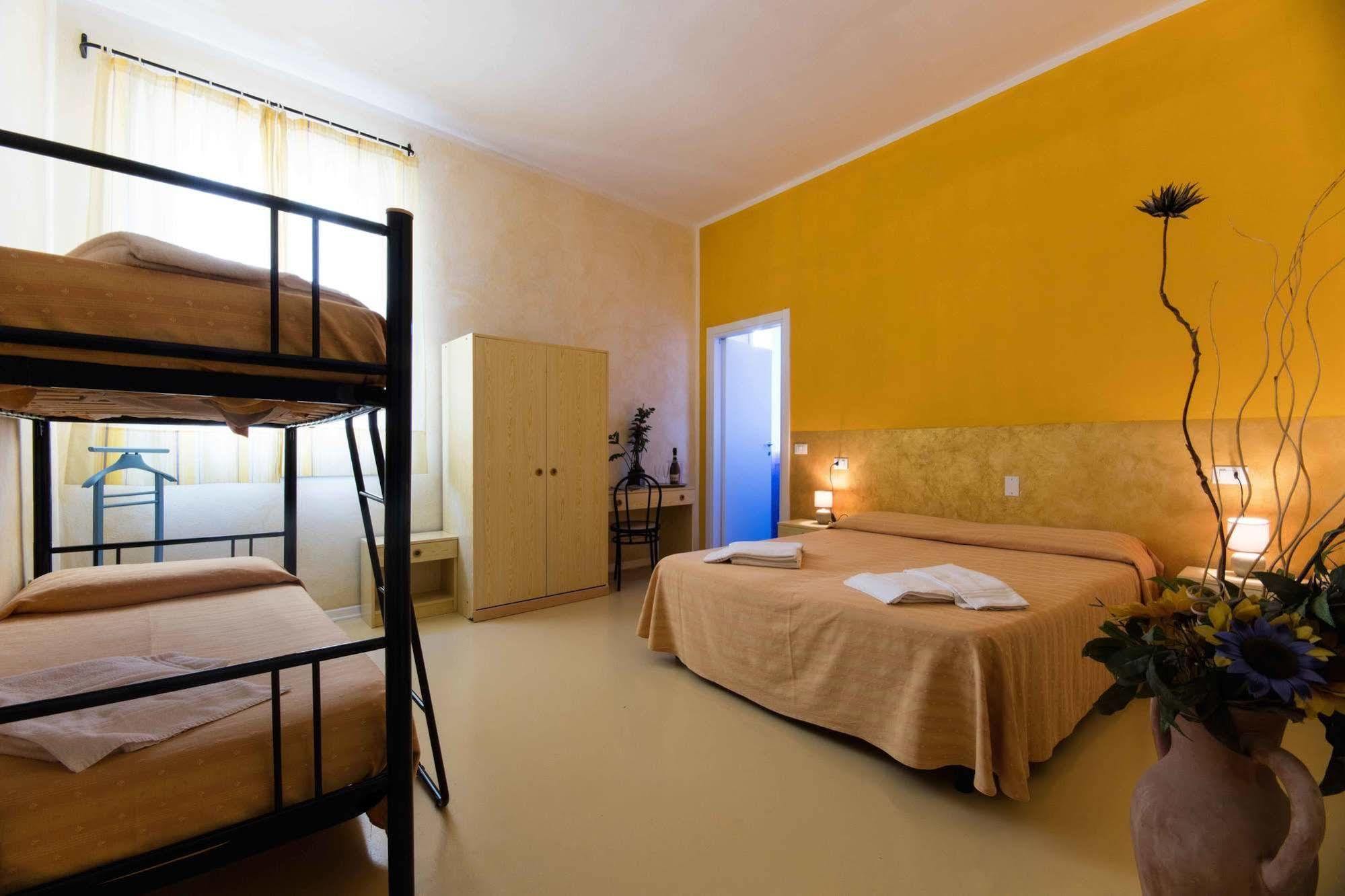 Hotel Il Ponte Чечина Экстерьер фото